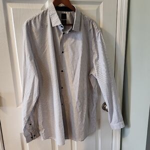 H&M Men's Monochrome Check Button Down Shirt